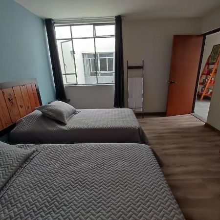 El Salto De Camela Hostal Uruapan  Екстериор снимка