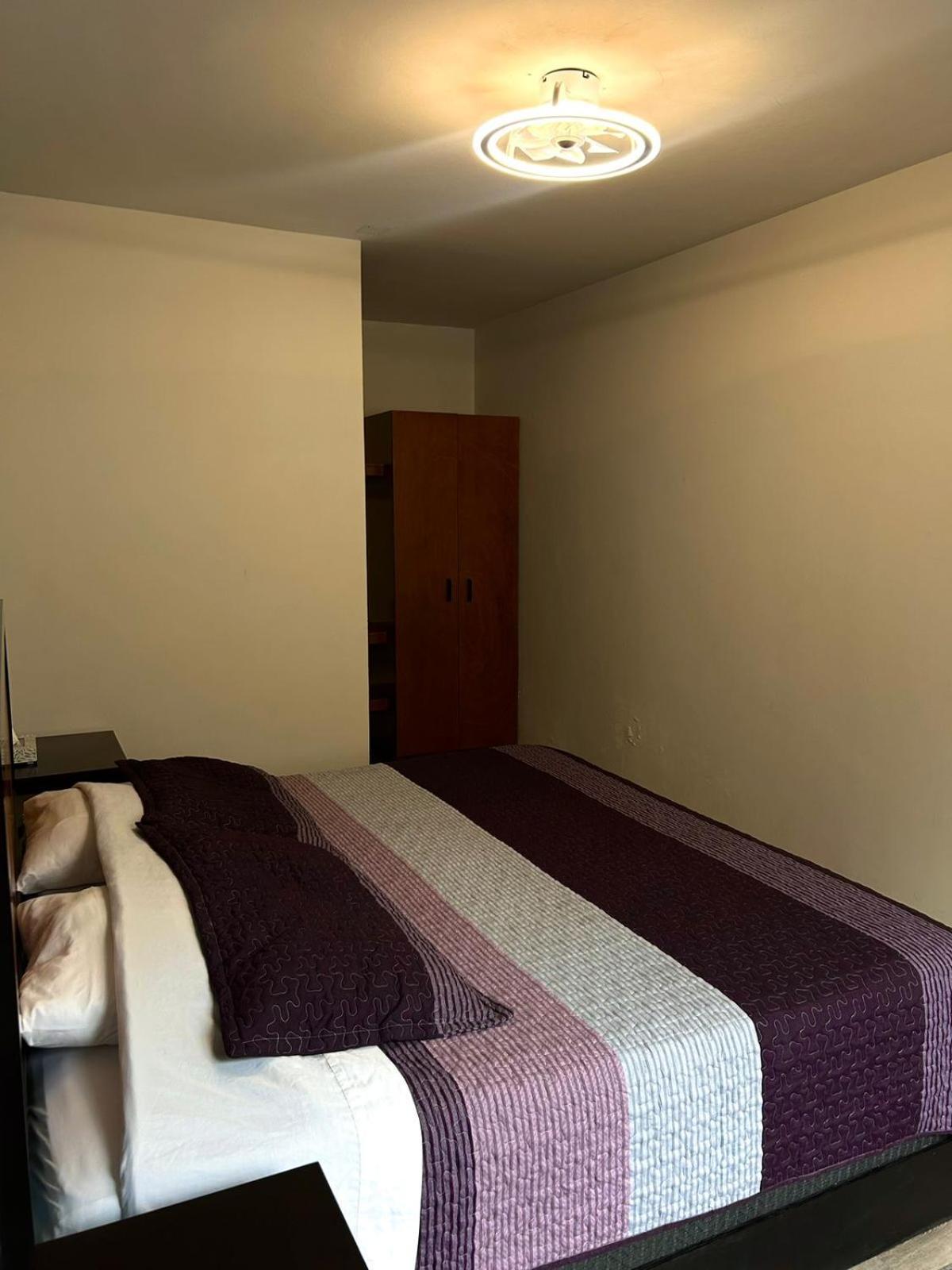 El Salto De Camela Hostal Uruapan  Екстериор снимка