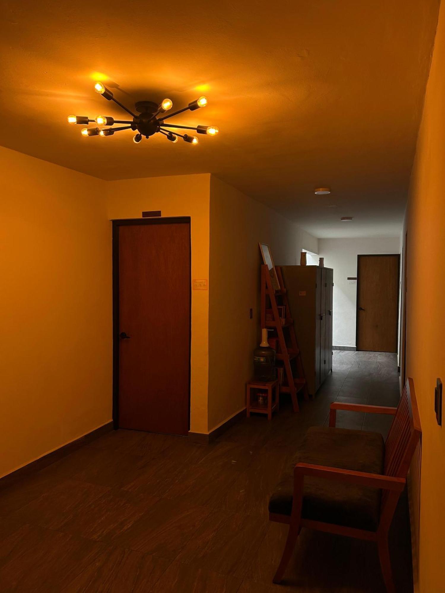El Salto De Camela Hostal Uruapan  Екстериор снимка