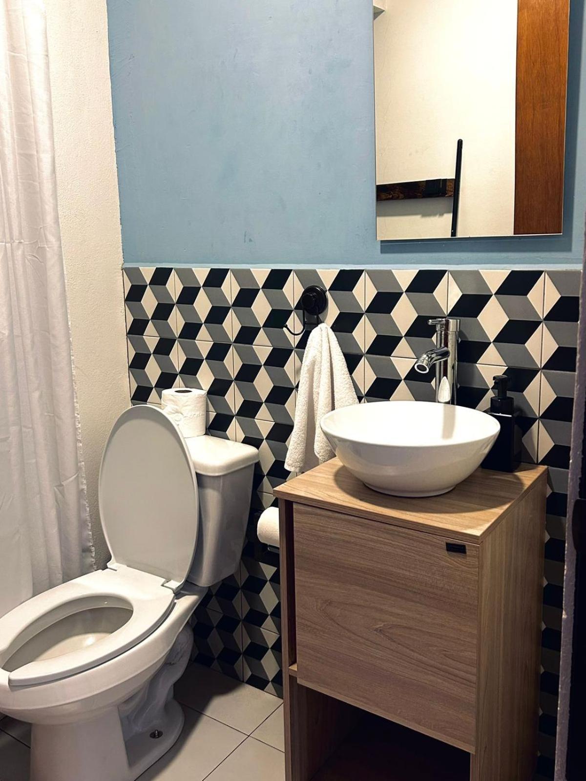 El Salto De Camela Hostal Uruapan  Стая снимка
